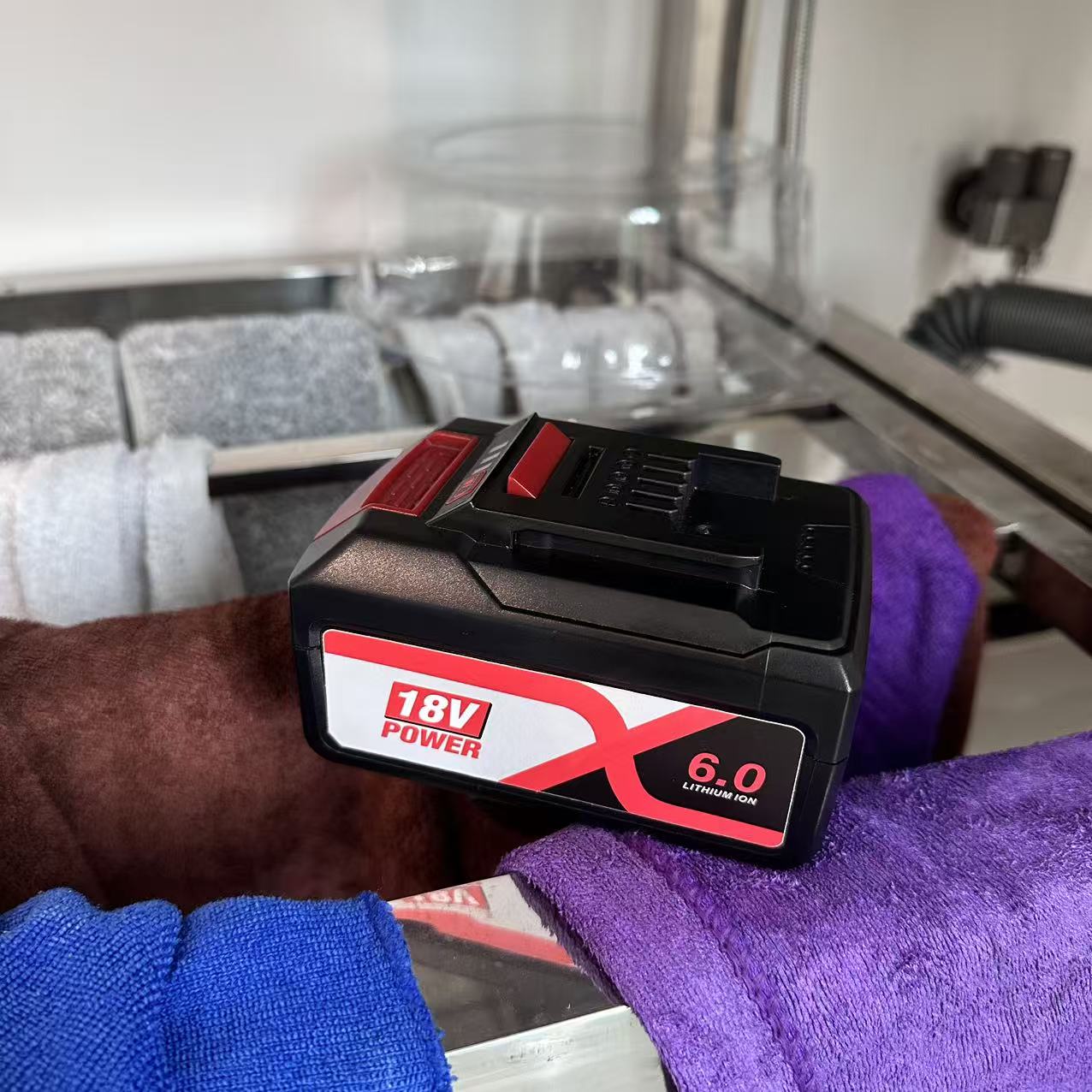Power Xchange Tools - بطارية ليثيوم أيون EINHELL TE18 18V